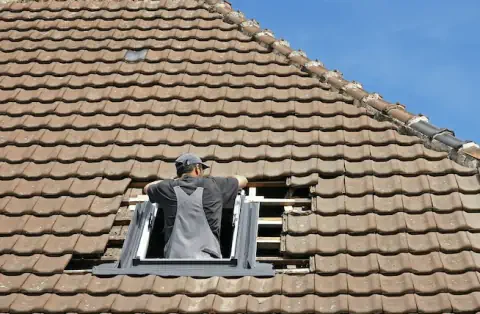 Pose de velux - Pommiers